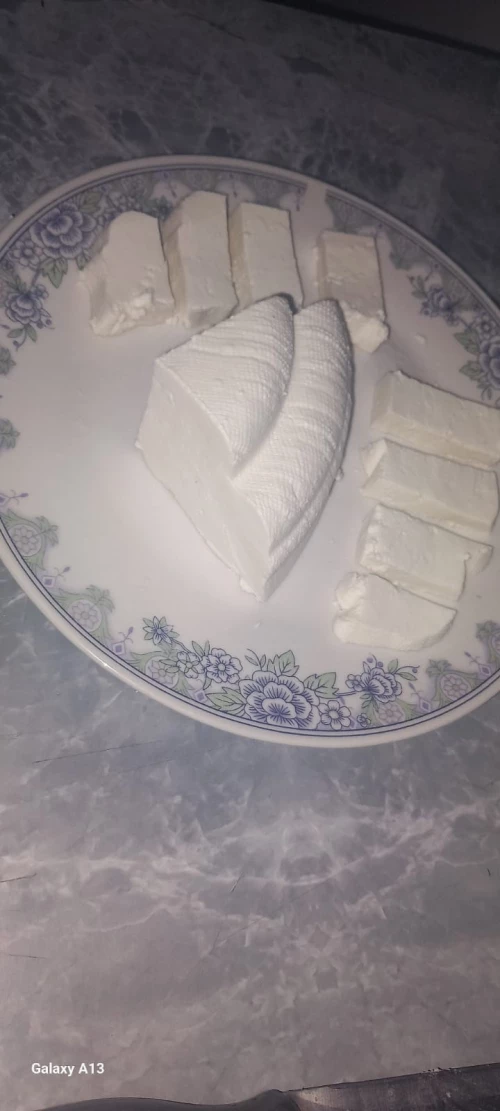 Cene i oglasi na pijacama