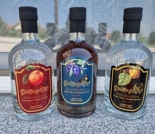 Cene i oglasi na pijacama