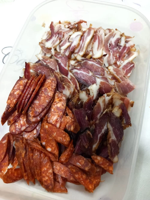 Cene i oglasi na pijacama