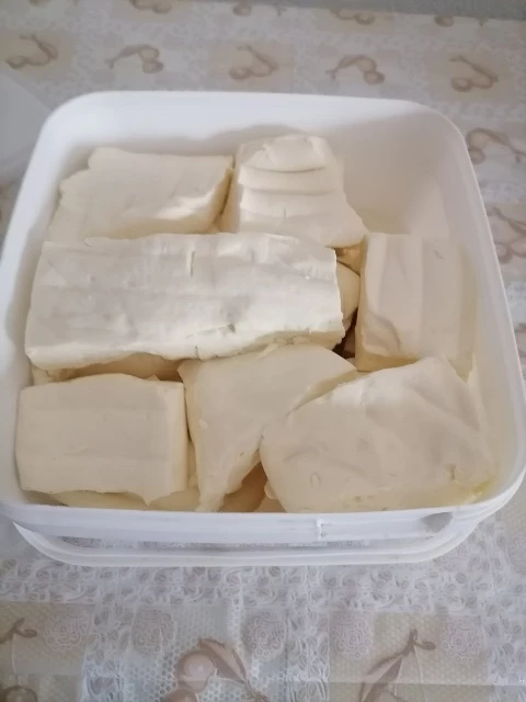 Cene i oglasi na pijacama