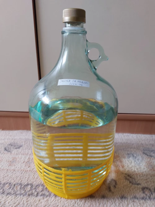 Cene i oglasi na pijacama